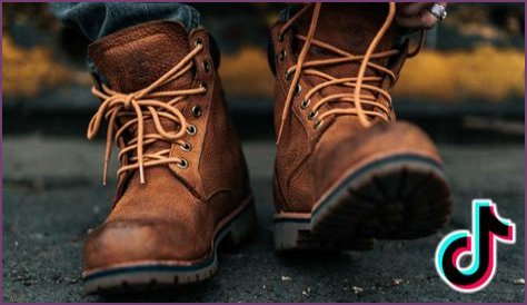 TikTokers Are Scared the Viral 'Shoe Theory' Could Ruin Relationships This Christmas